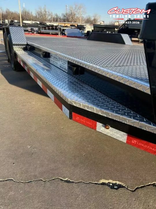 New #001842 2026 LOAD TRAIL CZ 22 X 83 TANDEM AXLE 7K STEEL FLOOR CAR HAULER W/ ALUMINUM TRIM PACKAGE