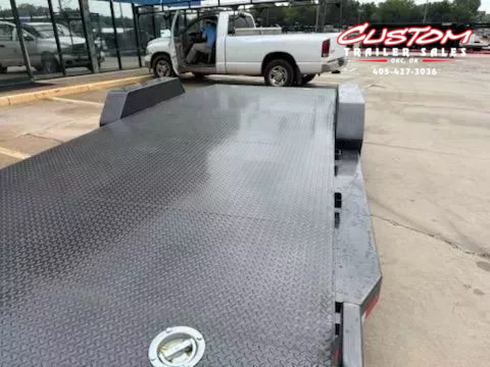 New #002192 2026 LOAD TRAIL CZ 20 X 83 TANDEM AXLE 7K STEEL FLOOR CAR HAULER
