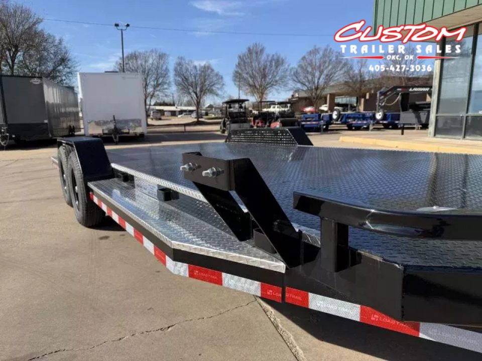 New #003892 2026 LOAD TRAIL CZ 20 X 83 TANDEM AXLE 10K STEEL FLOOR CAR HAULER W/ ALUMINUM TRIM