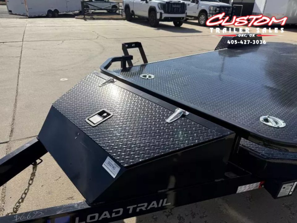 New #003892 2026 LOAD TRAIL CZ 20 X 83 TANDEM AXLE 10K STEEL FLOOR CAR HAULER W/ ALUMINUM TRIM