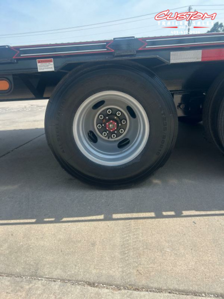 New #034856 2025 DIAMOND T DTF 36 X 102 DUAL TANDEM 20K FLATBED GOOSENECK W/ MAXX RAMPS