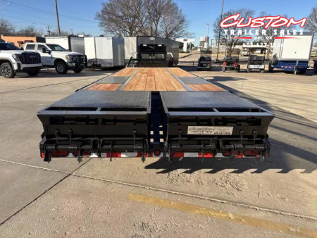 New 2026 Diamond T DTF 30 X 102 DUAL TANDEM 20K FLAT BED GOOSENECK W/ MAXX RAMPS Flatbed Trailer