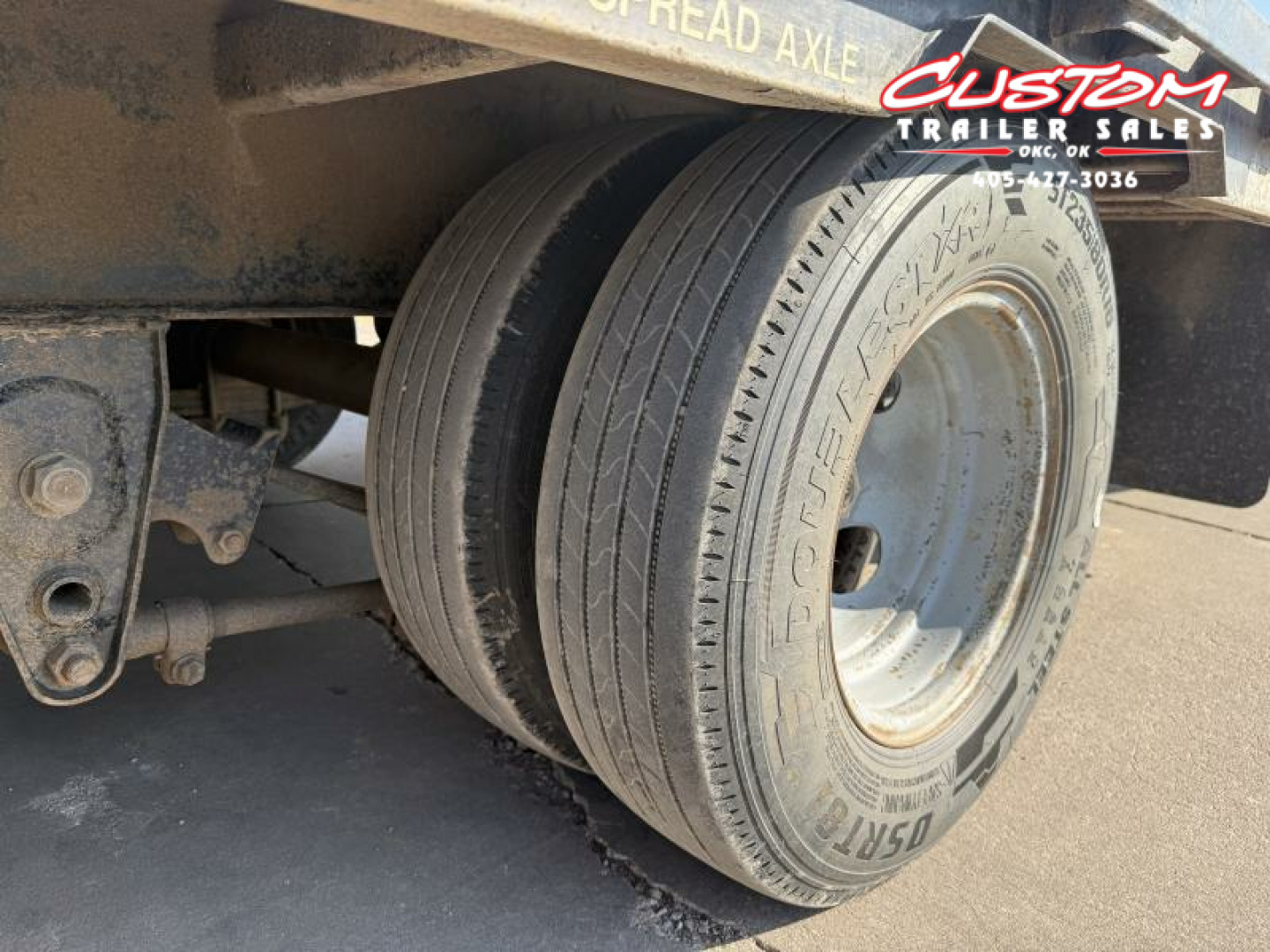 Used #044143 USED 2017 BIG TEX 35 X 102 DUAL TANDEM FLATBED 20K GOOSENECK W/ MAX RAMPS