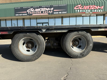 Used #044143 USED 2017 BIG TEX 35 X 102 DUAL TANDEM FLATBED 20K GOOSENECK W/ MAX RAMPS