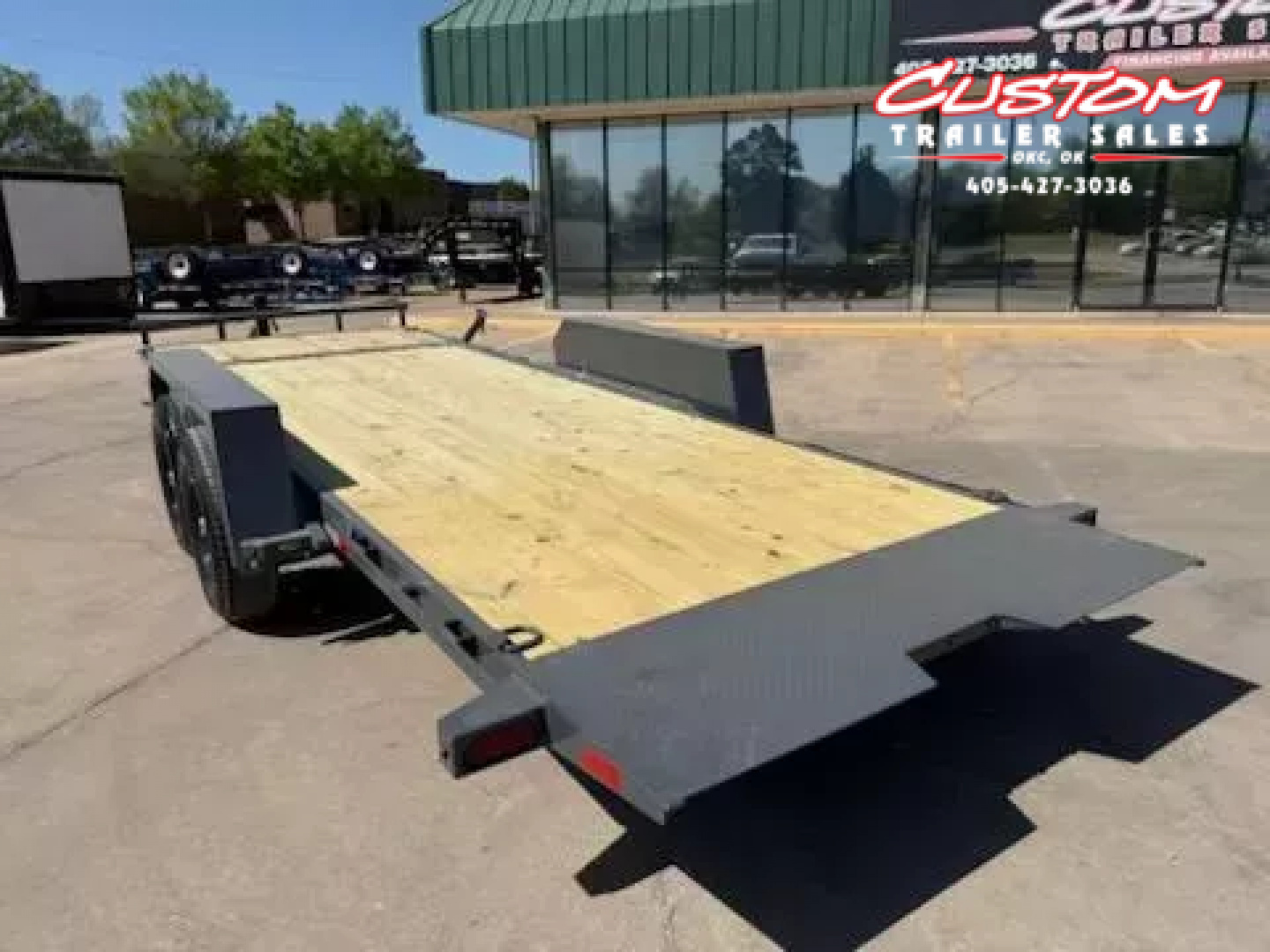 New #141586 2025 LAMAR TD 20 X 83 TANDEM AXLE 14K EQUIPMENT TILT TRAILER