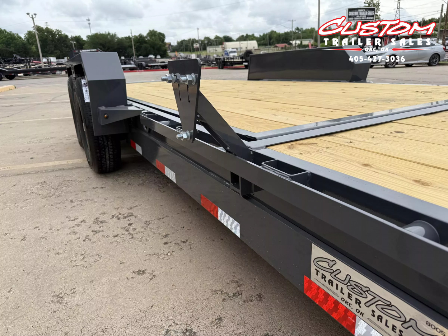 New #143696 2025 LAMAR TD 22 X 83 TANDEM AXLE 14K EQUIPMENT TILT TRAILER