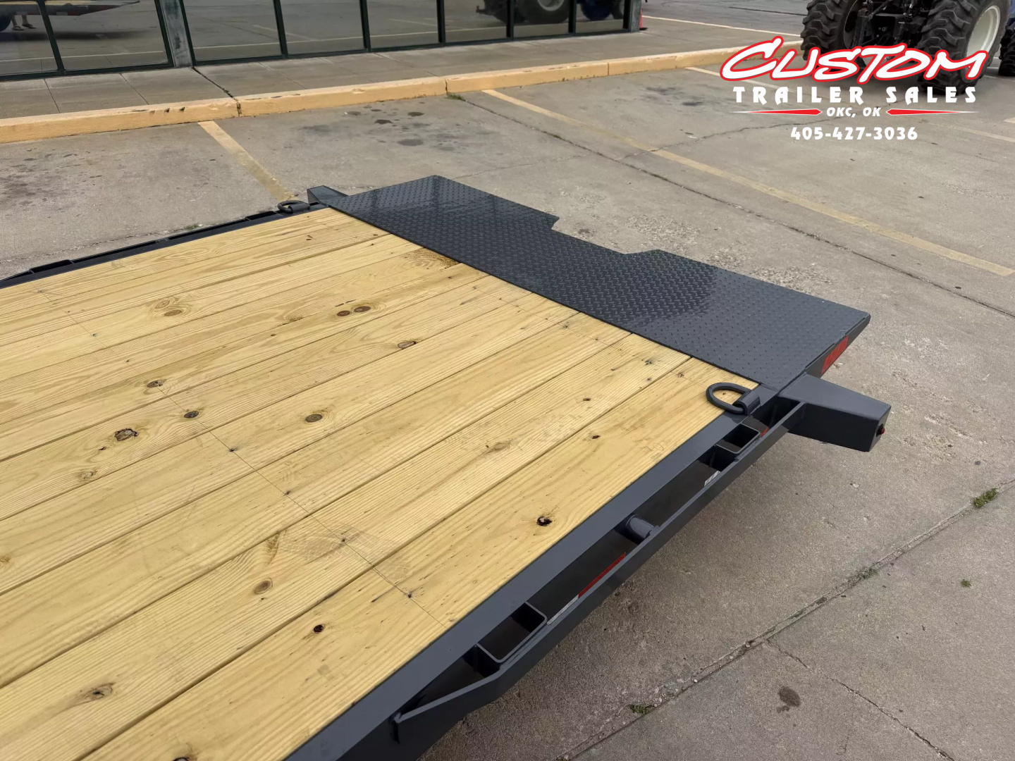 New #143696 2025 LAMAR TD 22 X 83 TANDEM AXLE 14K EQUIPMENT TILT TRAILER