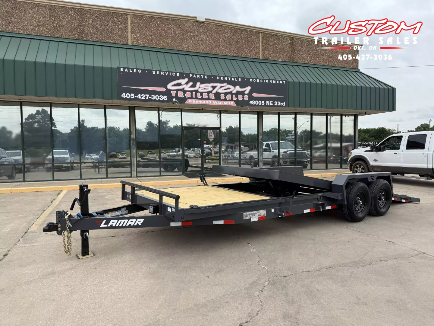 New #143696 2025 LAMAR TD 22 X 83 TANDEM AXLE 14K EQUIPMENT TILT TRAILER
