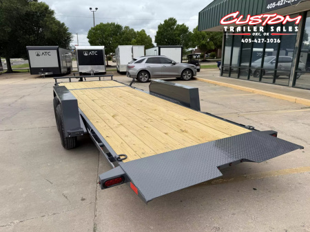 New #143696 2025 LAMAR TD 22 X 83 TANDEM AXLE 14K EQUIPMENT TILT TRAILER