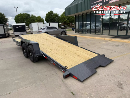 New #143696 2025 LAMAR TD 22 X 83 TANDEM AXLE 14K EQUIPMENT TILT TRAILER