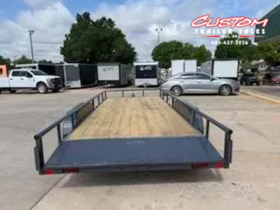 New #144889 2026 LAMAR UC 18 X 83 TANDEM AXLE PIPE TOP 7K UTILITY W/ 2' DOVE & SLIDE IN RAMPS