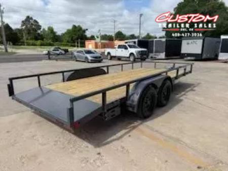 New #144889 2026 LAMAR UC 18 X 83 TANDEM AXLE PIPE TOP 7K UTILITY W/ 2' DOVE & SLIDE IN RAMPS