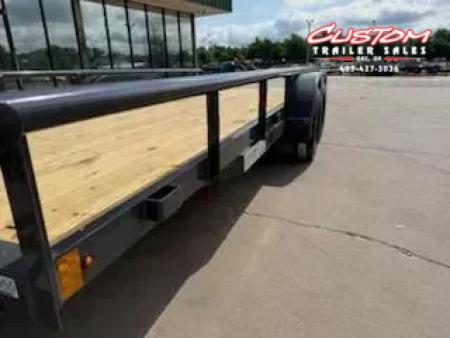 New #144889 2026 LAMAR UC 18 X 83 TANDEM AXLE PIPE TOP 7K UTILITY W/ 2' DOVE & SLIDE IN RAMPS