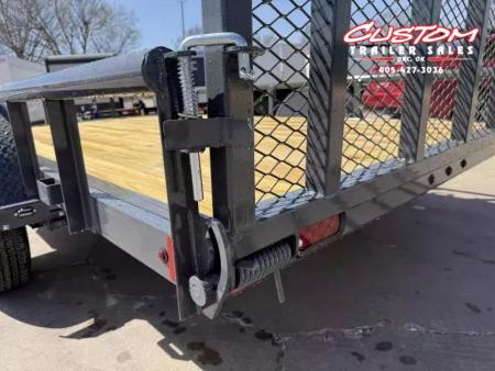 New #145921 2026 LAMAR  UC 12 X 83 SINGLE AXLE PIPE TOP 3K UTILITY TRAILER W/ REAR RAMP GATE