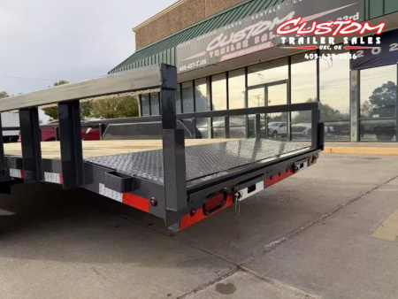 New #149199 2026 LAMAR U5 20 X 83 TANDEM AXLE SQUARE TUBE TOP 10K UTILITY W/ 2' DOVE & SLIDE IN RAMPS