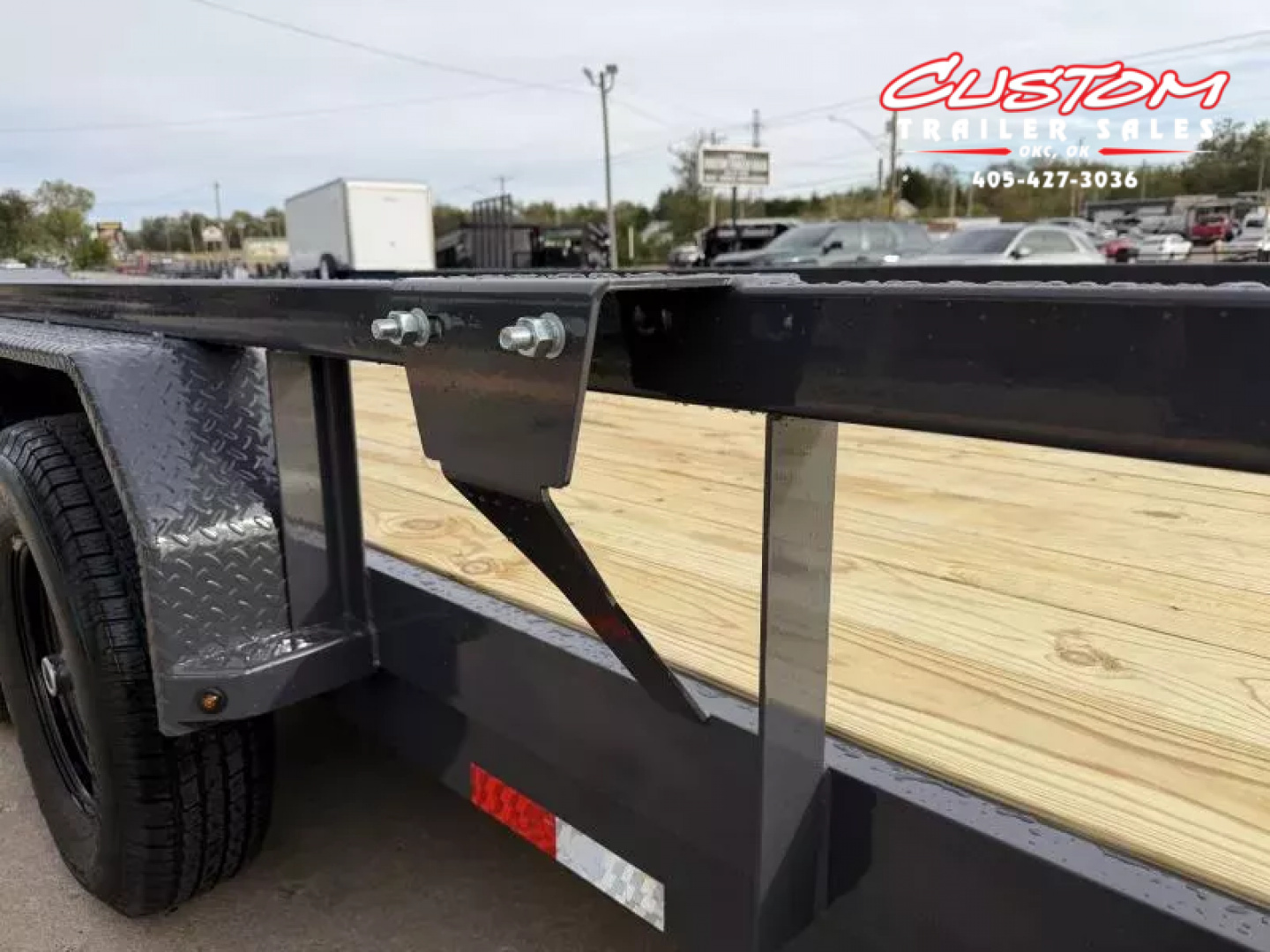 New #149200 2026 LAMAR U5 20 X 83 TANDEM AXLE SQUARE TUBE TOP 10K UTILITY W/ 2' DOVE & SLIDE IN RAMPS