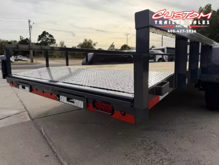 New #149200 2026 LAMAR U5 20 X 83 TANDEM AXLE SQUARE TUBE TOP 10K UTILITY W/ 2' DOVE & SLIDE IN RAMPS
