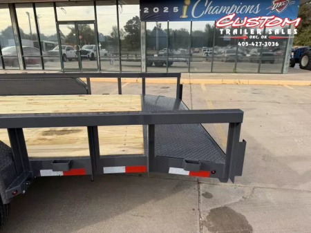 New #149200 2026 LAMAR U5 20 X 83 TANDEM AXLE SQUARE TUBE TOP 10K UTILITY W/ 2' DOVE & SLIDE IN RAMPS