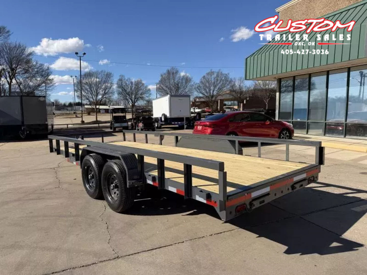New #151013 2026 LAMAR U5 20 X 83 TANDEM AXLE SQUARE TUBE TOP 10K UTILITY W/ SLIDE IN RAMPS
