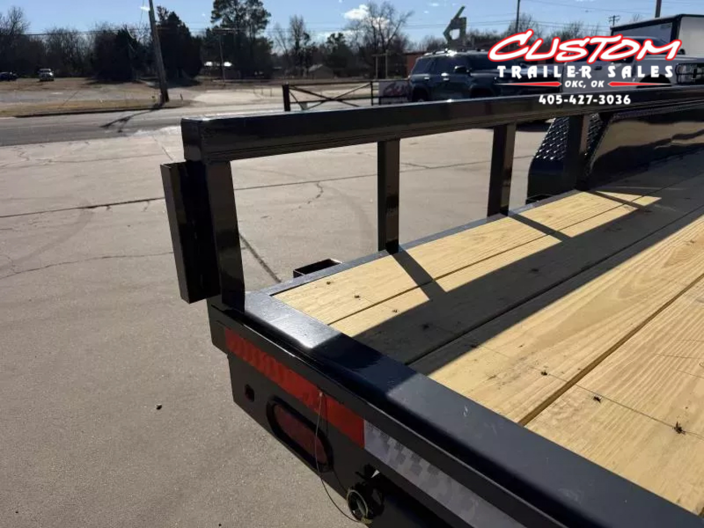 New #151013 2026 LAMAR U5 20 X 83 TANDEM AXLE SQUARE TUBE TOP 10K UTILITY W/ SLIDE IN RAMPS
