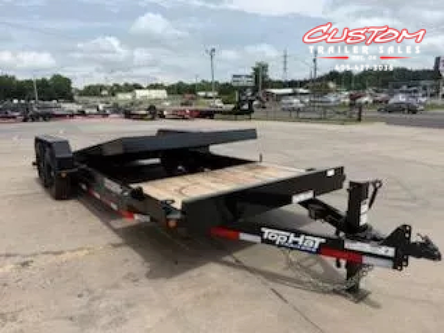 New #252693 2025 TOP HAT TDS 22 X 83 TANDEM AXLE 14K EQUIPMENT TILT TRAILER