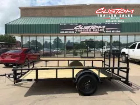 New #254149 2025 TOP HAT DSP 12 X 77 SINGLE AXLE PIPE TOP 3.5K UTILITY W/ 2' DOVE & 36  RAMP GATE