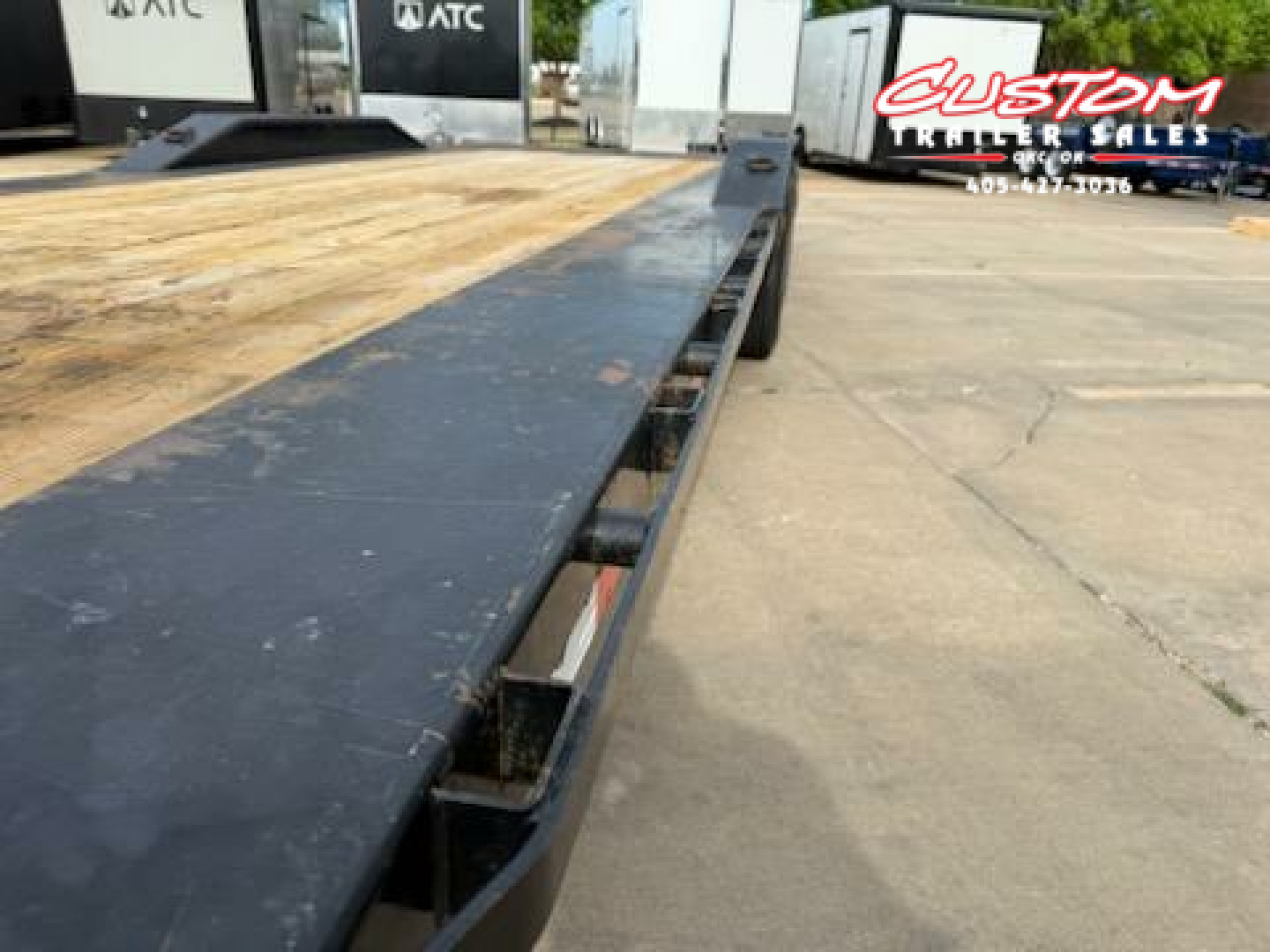 Used #317165 USED 2020 PJ TRAILERS H7 24 X 102 TANDEM AXLE SUPER SINGLE 20K GOOSENECK EQUIPMENT TRAILER