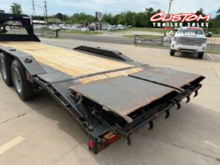Used #317165 USED 2020 PJ TRAILERS H7 24 X 102 TANDEM AXLE SUPER SINGLE 20K GOOSENECK EQUIPMENT TRAILER