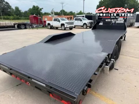 New #358260 2025 LOAD TRAIL GC 24 X 102 TANDEM AXLE 14K STEEL FLOOR GOOSENECK EQUIPMENT HAULER