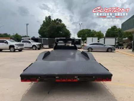 New #358260 2025 LOAD TRAIL GC 24 X 102 TANDEM AXLE 14K STEEL FLOOR GOOSENECK EQUIPMENT HAULER