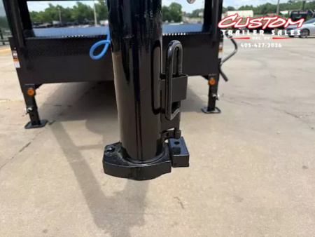 New #358260 2025 LOAD TRAIL GC 24 X 102 TANDEM AXLE 14K STEEL FLOOR GOOSENECK EQUIPMENT HAULER