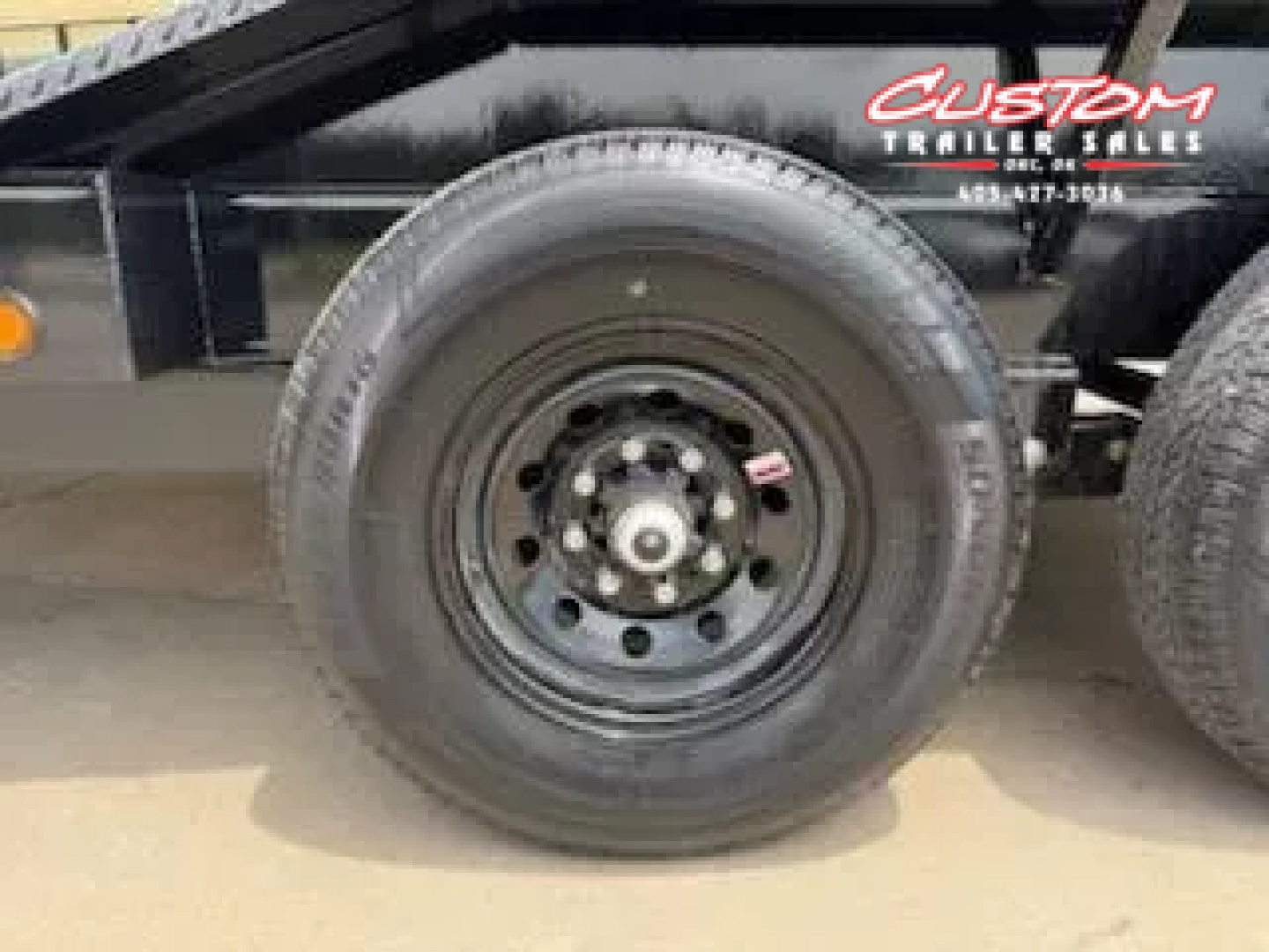 New #359805 2025 LOAD TRAIL GC 30 X 102 TANDEM AXLE 14K GOOSENECK EQUIPMENT HAULER W/ SLIDE IN RAMPS
