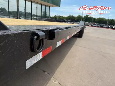 New #359805 2025 LOAD TRAIL GC 30 X 102 TANDEM AXLE 14K GOOSENECK EQUIPMENT HAULER W/ SLIDE IN RAMPS