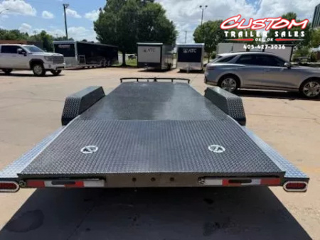 New #360072 2025 LOAD TRAIL CZ 20 X 83 TANDEM AXLE 7K STEEL FLOOR CAR HAULER W/ ALUMINUM TRIM PACKAGE