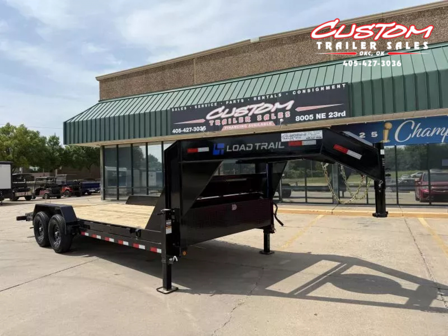 New #361219 2025 LOAD TRAIL GC 20 X 83 TANDEM AXLE 14K GOOSENECK EQUIPMENT HAULER W/ SLIDE IN RAMPS