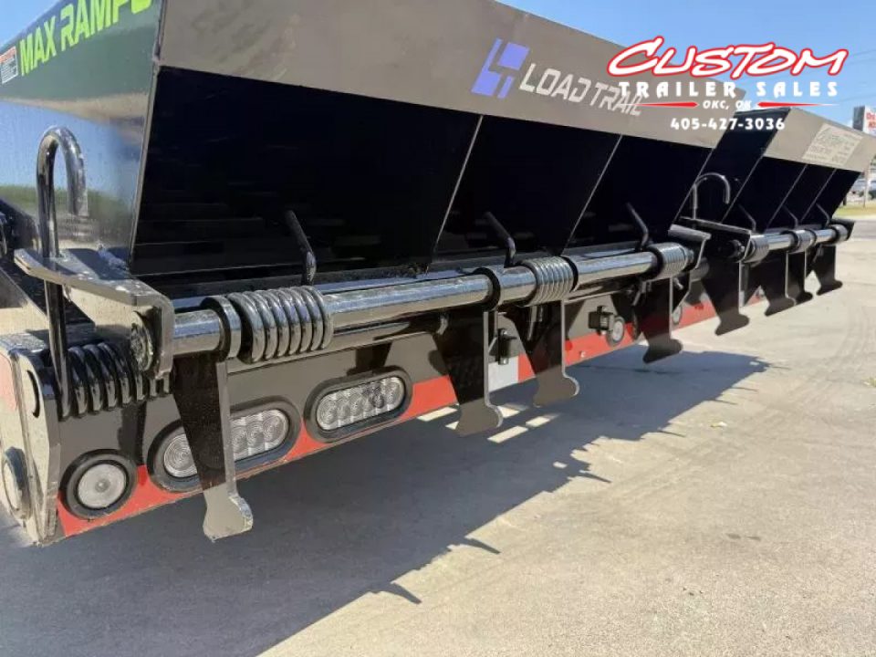 New #364920 2026 LOAD TRAIL GP 40 X 102 DUAL TANDEM LOW-PRO 24K GOOSENECK W/ MAX RAMPS