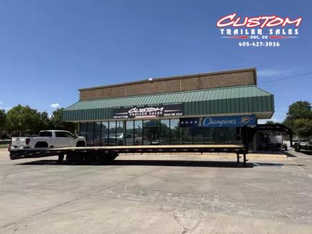 New #364920 2026 LOAD TRAIL GP 40 X 102 DUAL TANDEM LOW-PRO 24K GOOSENECK W/ MAX RAMPS