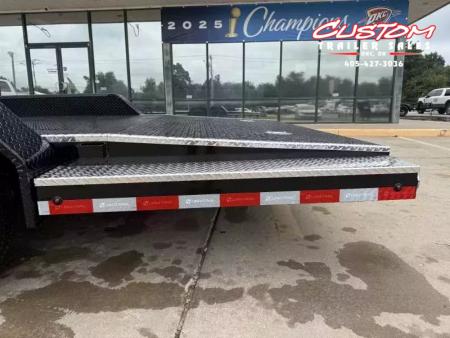 New #368544 2026 LOAD TRAIL CZ 20 X 83 TANDEM AXLE 10K STEEL FLOOR CAR HAULER W/ ALUMINUM TRIM