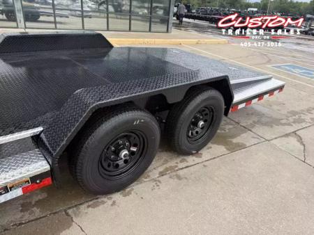 New #368544 2026 LOAD TRAIL CZ 20 X 83 TANDEM AXLE 10K STEEL FLOOR CAR HAULER W/ ALUMINUM TRIM