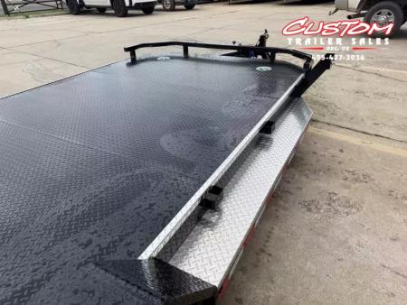 New #368544 2026 LOAD TRAIL CZ 20 X 83 TANDEM AXLE 10K STEEL FLOOR CAR HAULER W/ ALUMINUM TRIM
