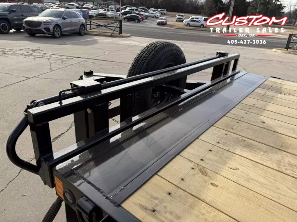 New #374418 2026 LOAD TRAIL PE 24 X 102 TANDEM AXLE BUMPER PULL 14K FULL BED FLATBED TILT