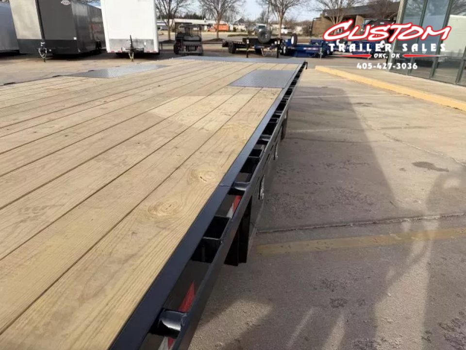 New #374418 2026 LOAD TRAIL PE 24 X 102 TANDEM AXLE BUMPER PULL 14K FULL BED FLATBED TILT