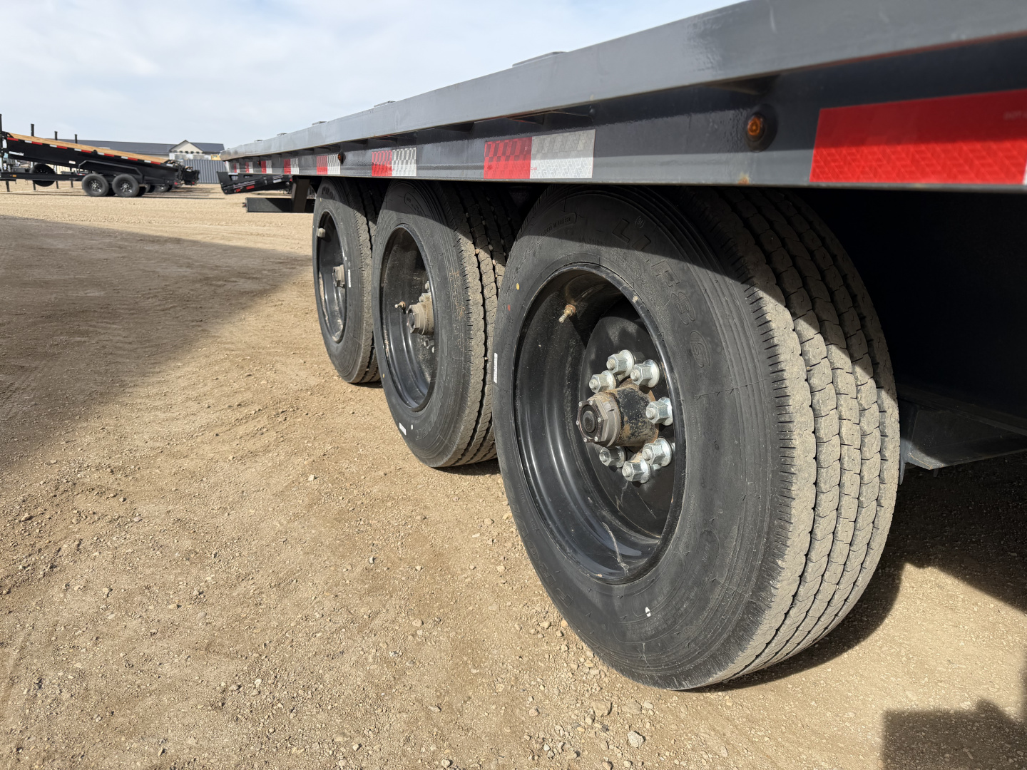 Used 2025 Lamar Trailers FA 8x26 GN Flatbed Trailer