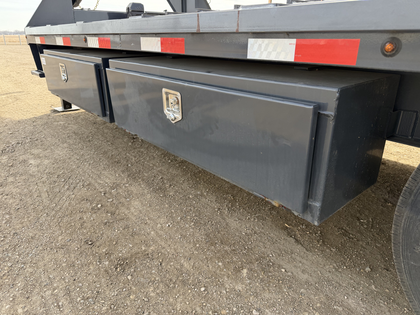 Used 2025 Lamar Trailers FA 8x26 GN Flatbed Trailer