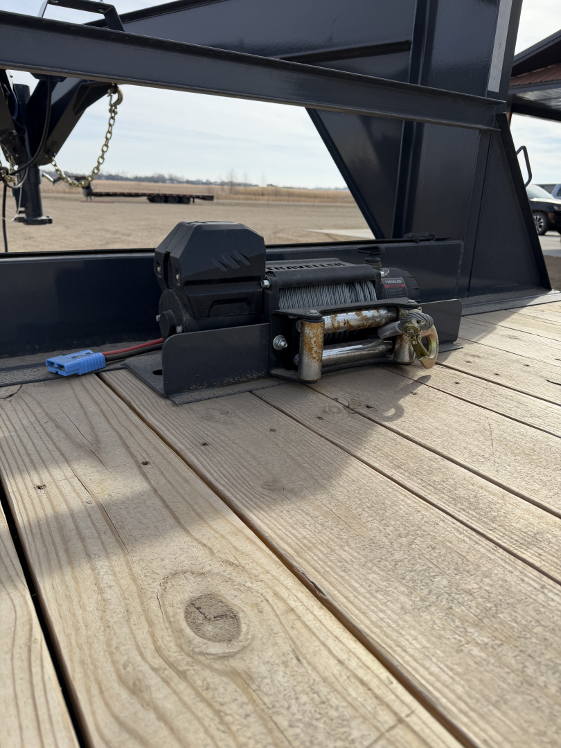 Used 2025 Lamar Trailers FA 8x26 GN Flatbed Trailer