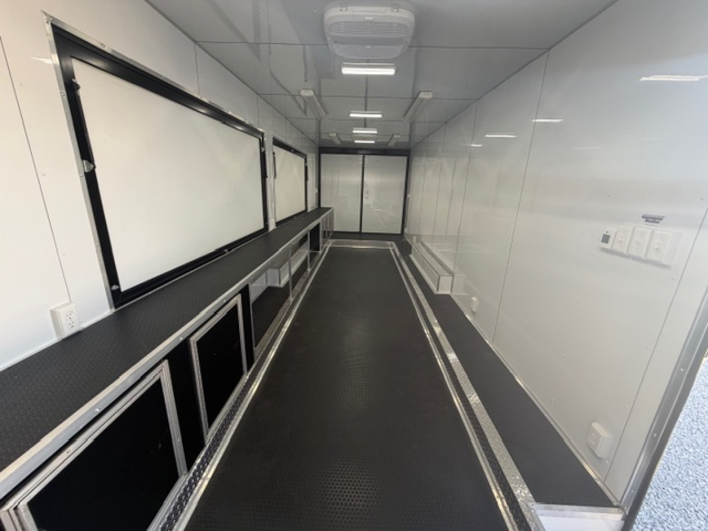New Outlaw 8.5x28 Vending Trailer 16K Black **CURBSIDE**