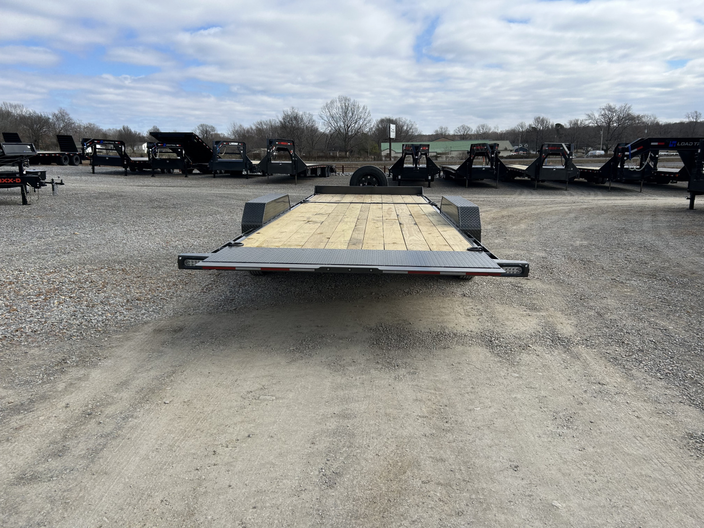 New 2026 MAXXD 83" X 22' 17.5K Tilt Equipment Trailer