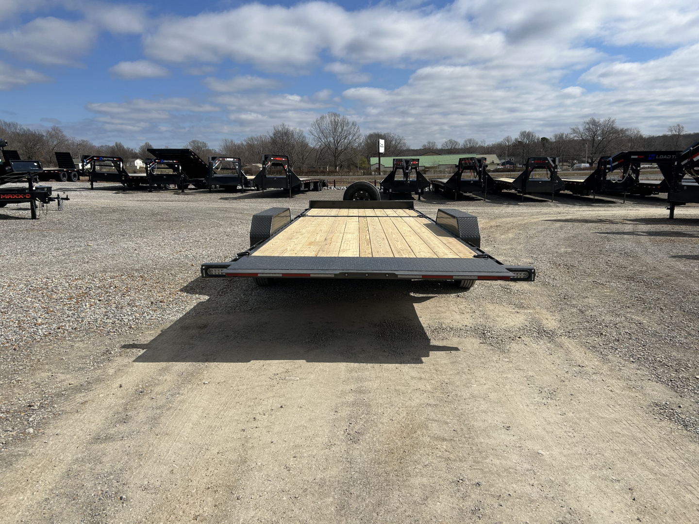 New 2026 MAXXD 83" X 22' 17.5K Tilt Equipment Trailer