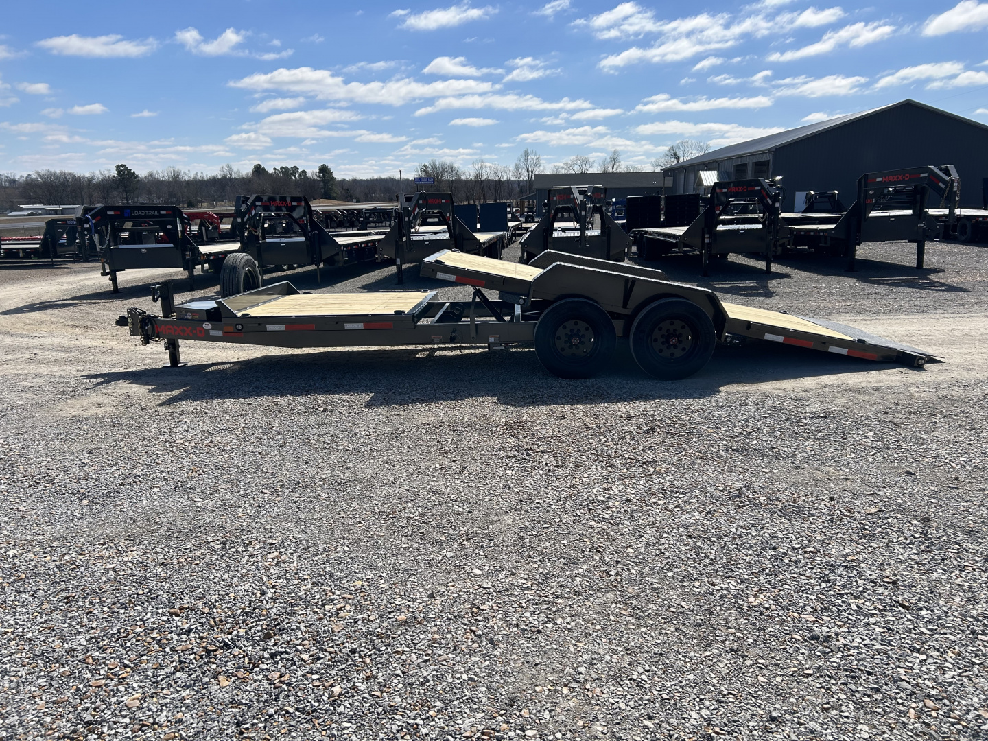 New 2026 MAXXD 83" X 22' 17.5K Tilt Equipment Trailer