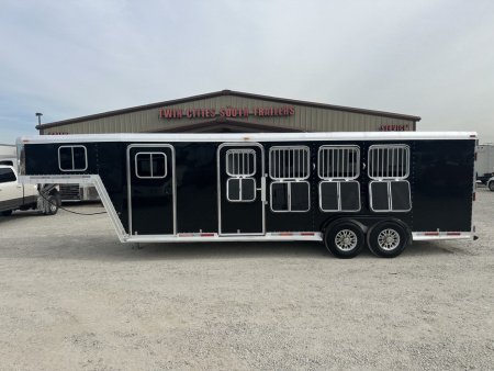 Used 2008 Featherlite Trailers 8541 Horse Trailer